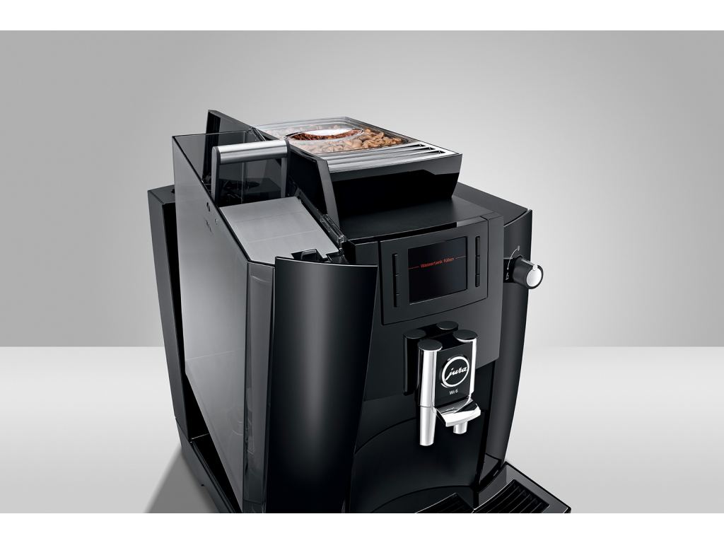 Kávovar JURA WE6 Piano Black - snadné doplnění nádržky na vodu